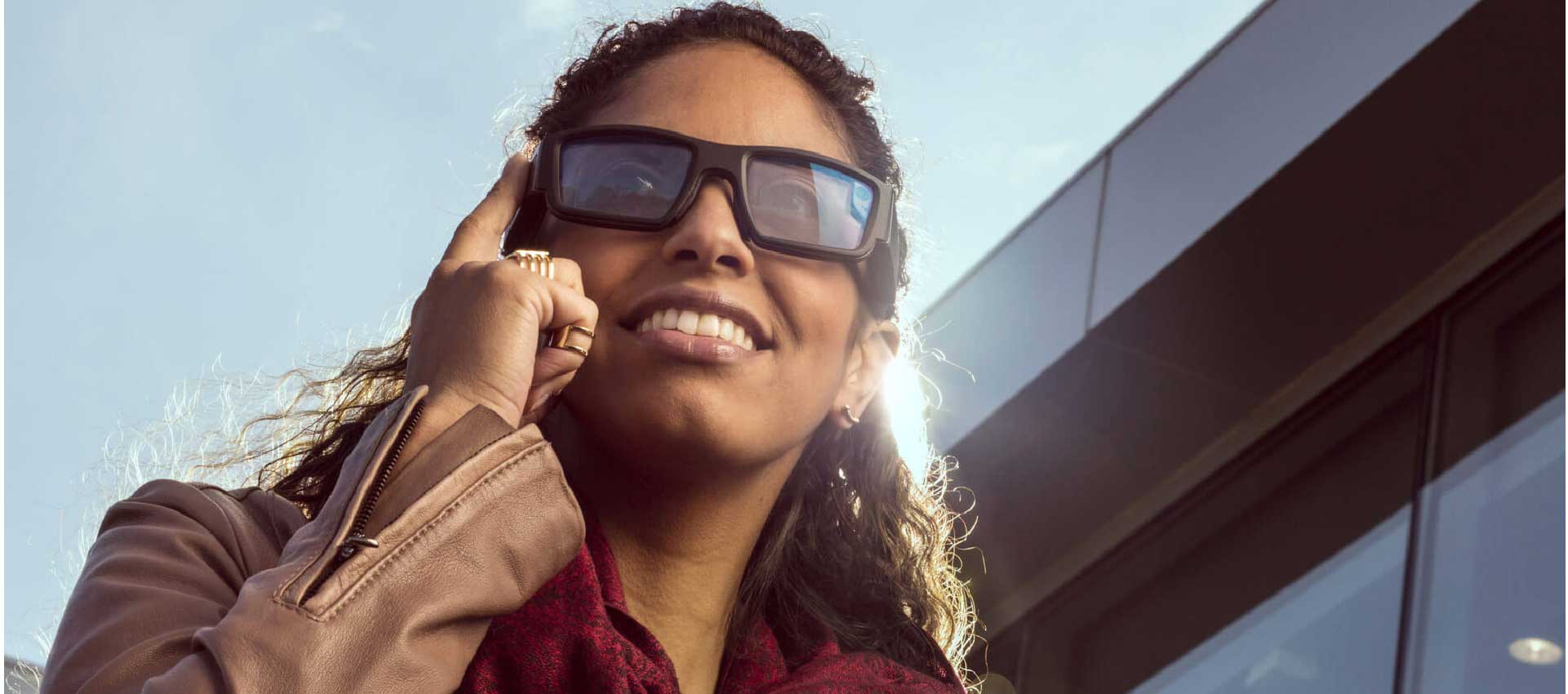 Vuzix announces support of peer-to-peer video calling apps on Blade Smart  Glasses